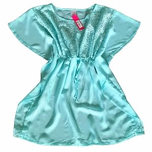 NWT! Mint Flowy Beach Coverup